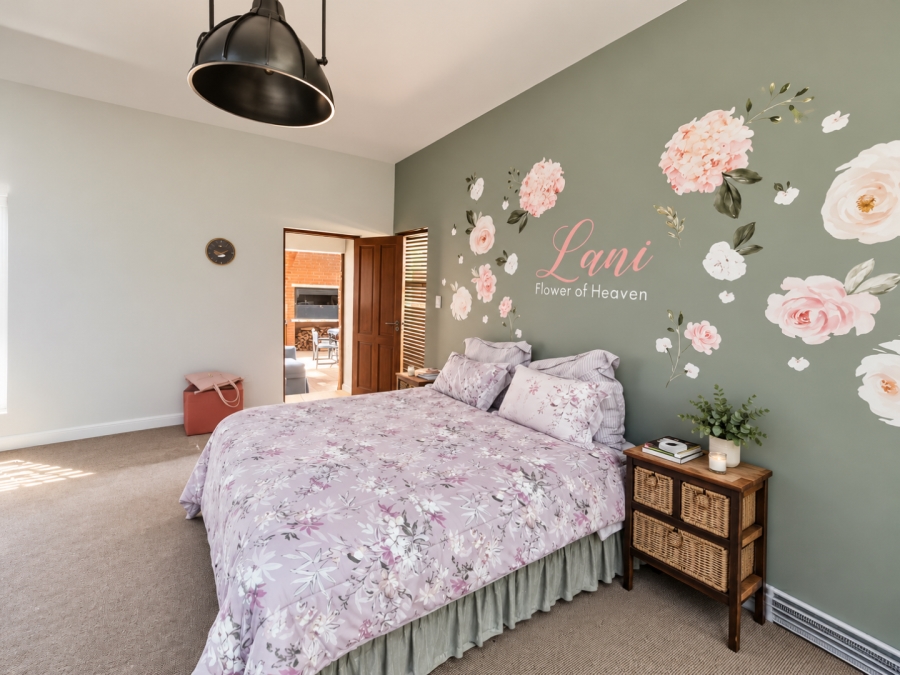 4 Bedroom Property for Sale in Woodland Hills Wildlife Estate Free State